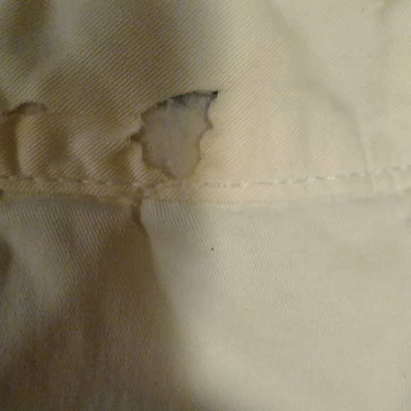 Shorts - Picture 3 of 4